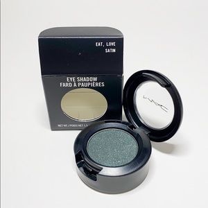 NIB MAC COSMETICS EAT, LOVE SATIN A43 100% Authent